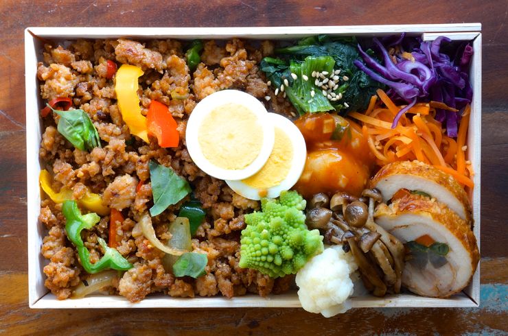 ガパオとアジアンおかず