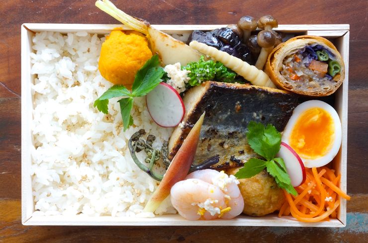鰆の塩麹焼きと旬野菜のおかず