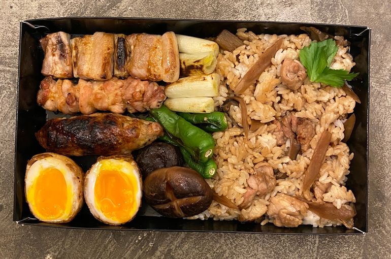 焼鳥弁当画像